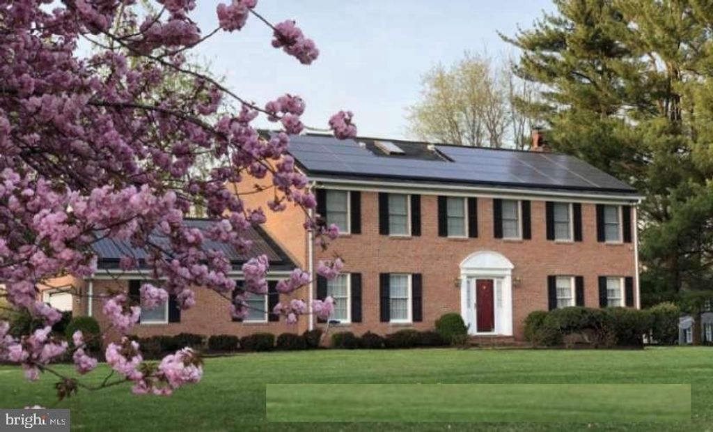 20901 LOCHAVEN CT, Gaithersburg, MD 20882