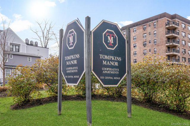 505 Central Avenue 201, White Plains, NY 10606
