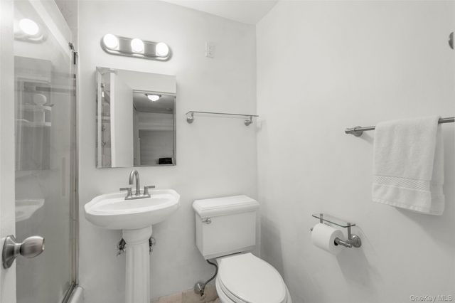 505 Central Avenue 201, White Plains, NY 10606