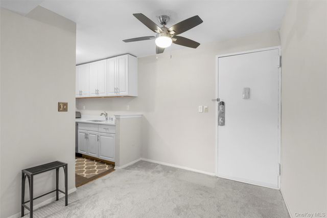 505 Central Avenue 201, White Plains, NY 10606
