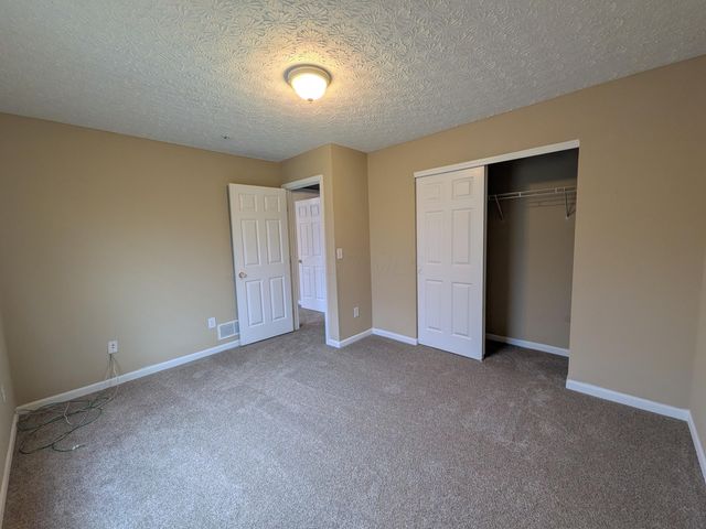 3417 Quinlan Boulevard, Canal Winchester, OH 43110