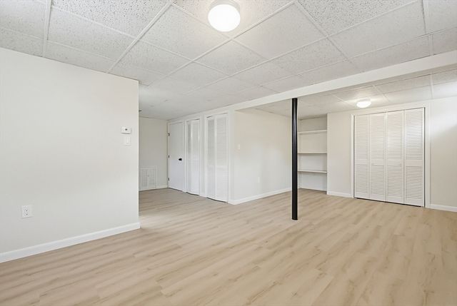 24 Cro Shee Ln, Leominster, MA 01453