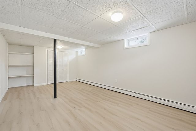 24 Cro Shee Ln, Leominster, MA 01453