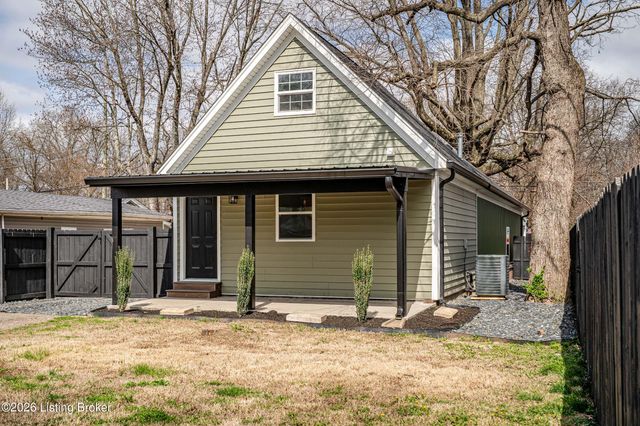 1226 Vim Dr, Louisville, KY 40213