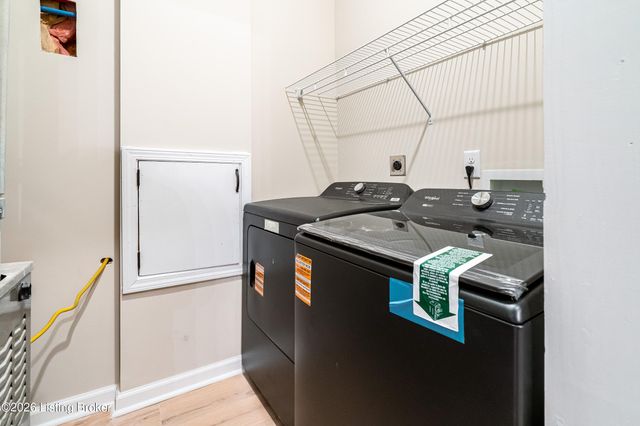 1226 Vim Dr, Louisville, KY 40213