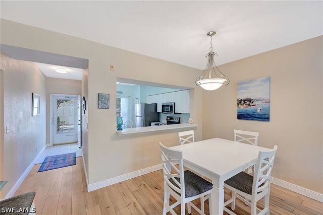 3245 Cypress Glen WAY 504, Naples, FL 34109