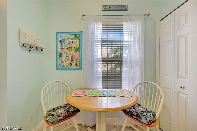 3245 Cypress Glen WAY 504, Naples, FL 34109