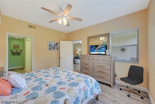 3245 Cypress Glen WAY 504, Naples, FL 34109