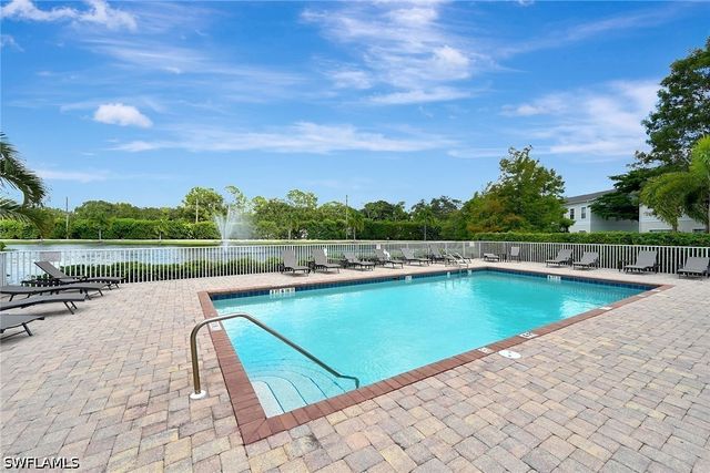 3245 Cypress Glen WAY 504, Naples, FL 34109