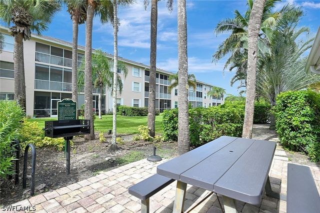 3245 Cypress Glen WAY 504, Naples, FL 34109