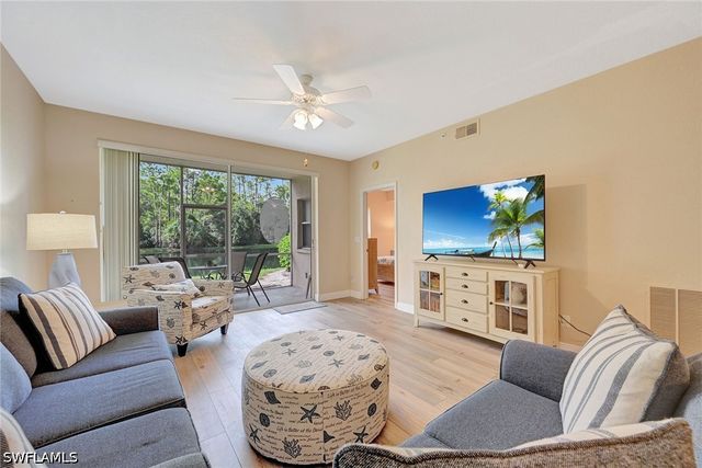 3245 Cypress Glen WAY 504, Naples, FL 34109