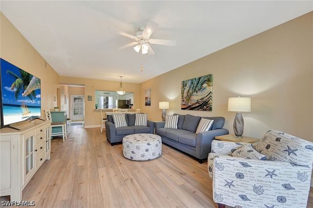 3245 Cypress Glen WAY 504, Naples, FL 34109