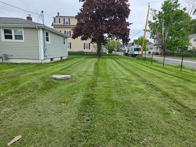 76 Wales St, Taunton, MA 02780