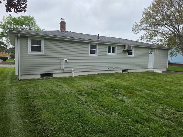76 Wales St, Taunton, MA 02780