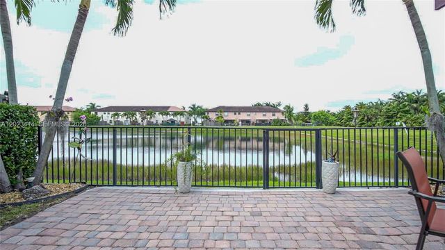 3785 NE 2nd St, Homestead, FL 33033