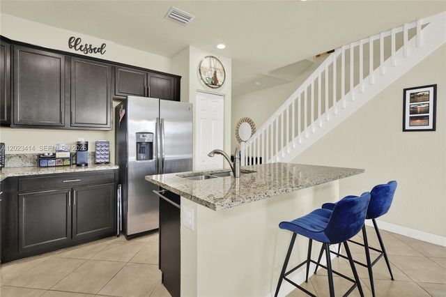 3785 NE 2nd St, Homestead, FL 33033