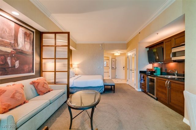 145 East HARMON Avenue 3117, Las Vegas, NV 89109