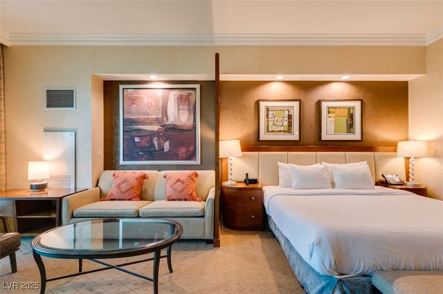 145 East HARMON Avenue 3117, Las Vegas, NV 89109