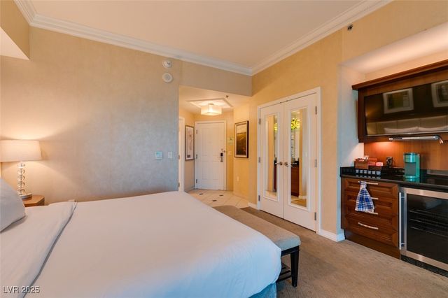 145 East HARMON Avenue 3117, Las Vegas, NV 89109