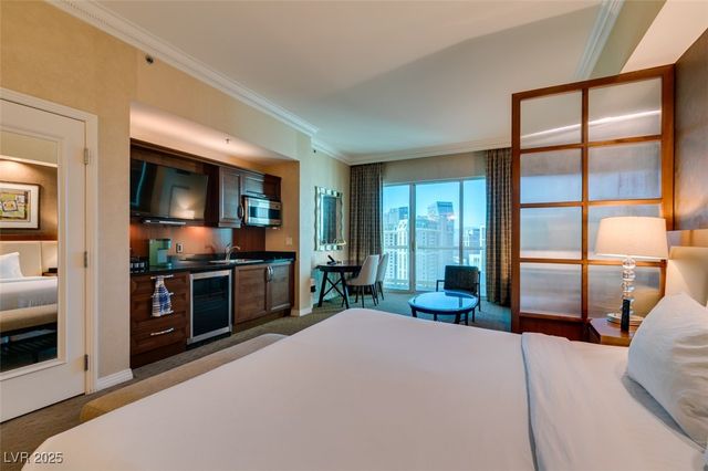 145 East HARMON Avenue 3117, Las Vegas, NV 89109