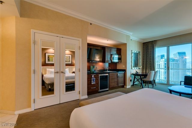 145 East HARMON Avenue 3117, Las Vegas, NV 89109