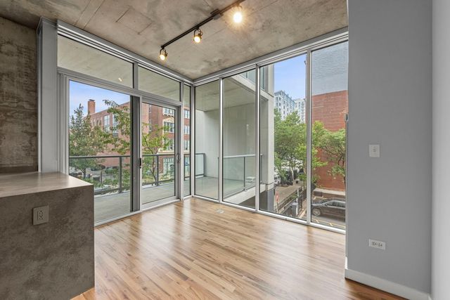 1720 S Michigan Avenue 208, Chicago, IL 60616