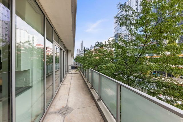 1720 S Michigan Avenue 208, Chicago, IL 60616
