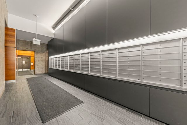 1720 S Michigan Avenue 208, Chicago, IL 60616