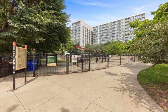 1720 S Michigan Avenue 208, Chicago, IL 60616
