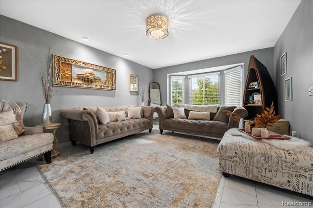 24364 Curtis Drive, Brownstown, MI 48134