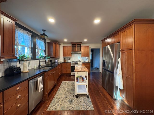 518 S Park Street, Sapulpa, OK 74066