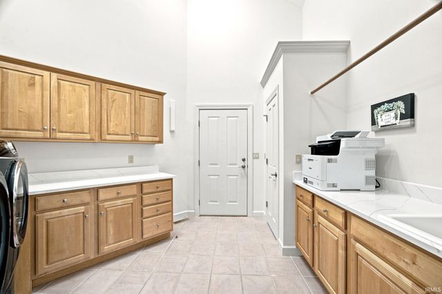 3704 Greenfield Lane, West Lafayette, IN 47906