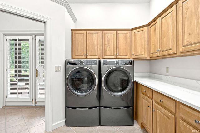 3704 Greenfield Lane, West Lafayette, IN 47906