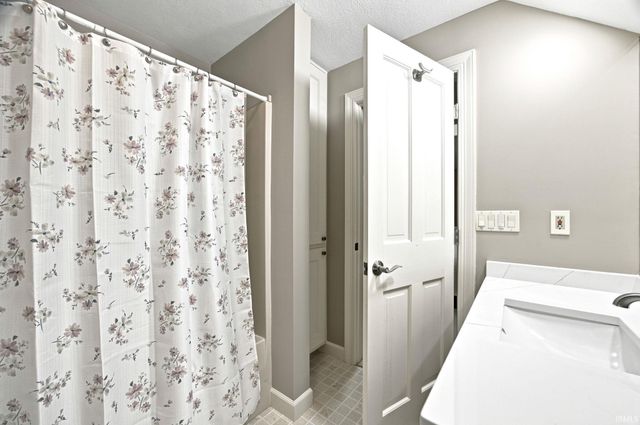3704 Greenfield Lane, West Lafayette, IN 47906