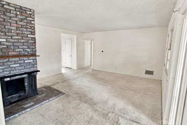 20412 Lorne, Winnetka, CA 91306