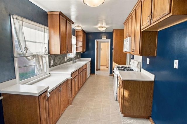 20412 Lorne, Winnetka, CA 91306