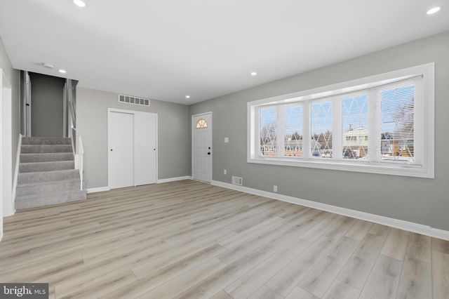 1019 CROSBY RD, Baltimore, MD 21228