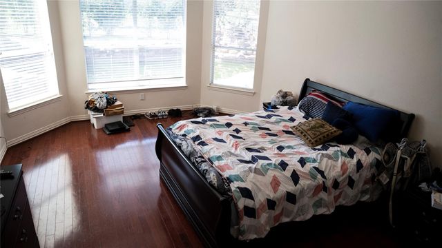 6002 Pinecreek Ridge Court, Spring, TX 77379