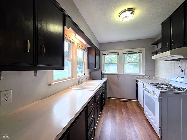 30 W 39th Street, Anderson, IN 46013
