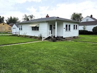30 W 39th Street, Anderson, IN 46013