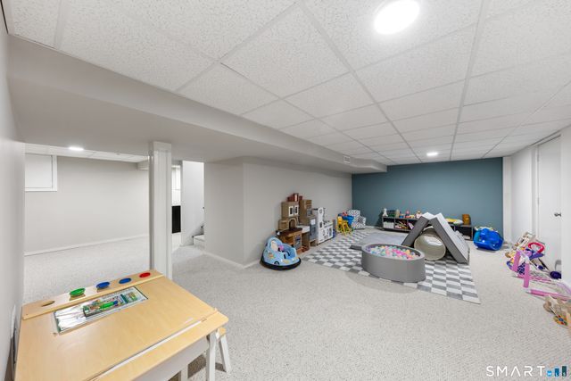 16 Gault Park Drive, Westport, CT 06880