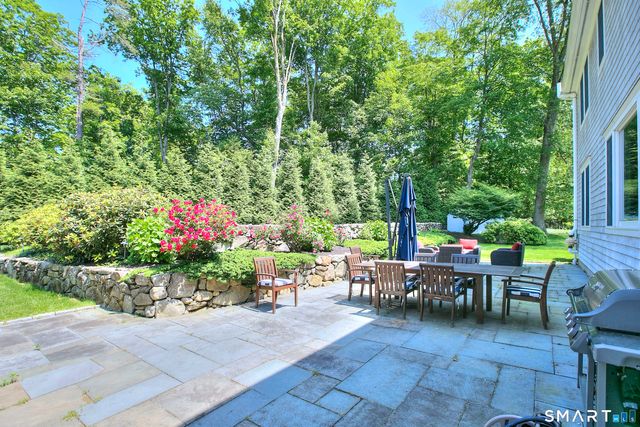 16 Gault Park Drive, Westport, CT 06880