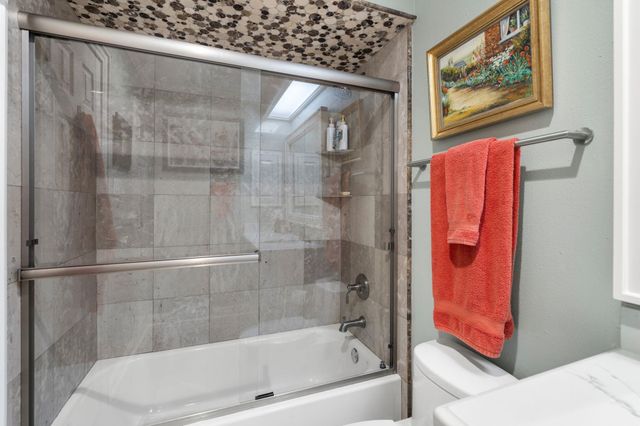 5913 Sugar Hill Drive 225, Houston, TX 77057