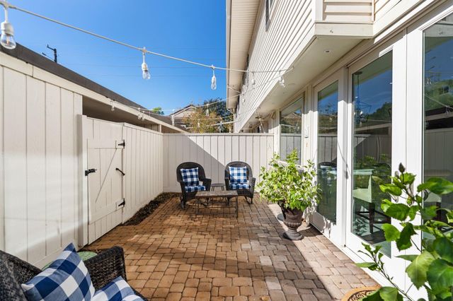 5913 Sugar Hill Drive 225, Houston, TX 77057