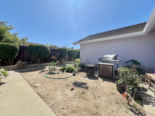 3116 Larrynell Dr, Ceres, CA 95307