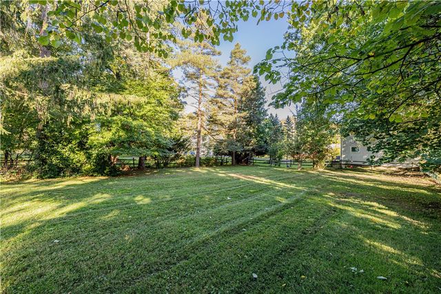 104 Roselawn Avenue, Perinton, NY 14450