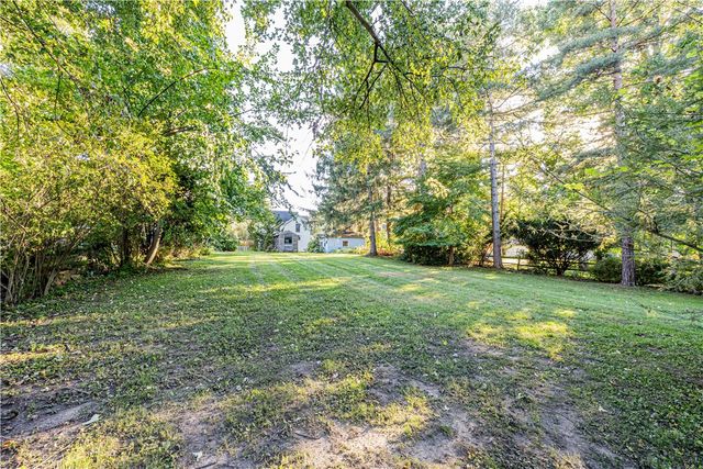 104 Roselawn Avenue, Perinton, NY 14450