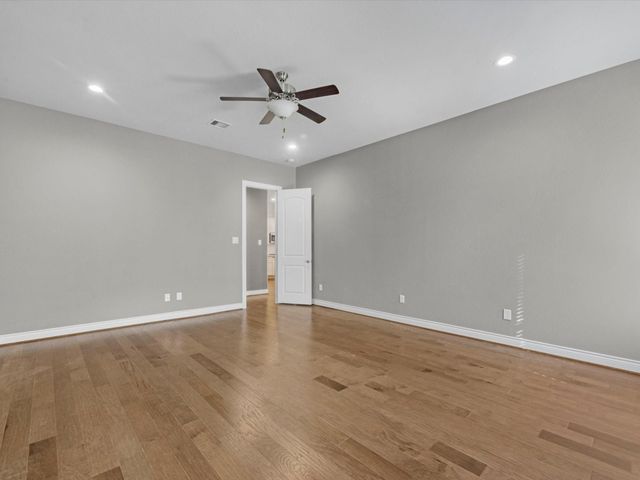 292 Dawn Brook Lane, Conroe, TX 77384