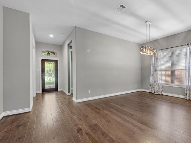 292 Dawn Brook Lane, Conroe, TX 77384