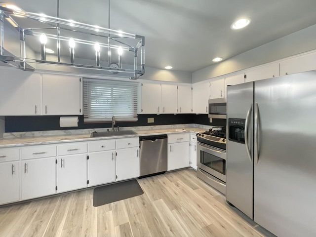 1821 S 26th STREET, Sheboygan, WI 53081